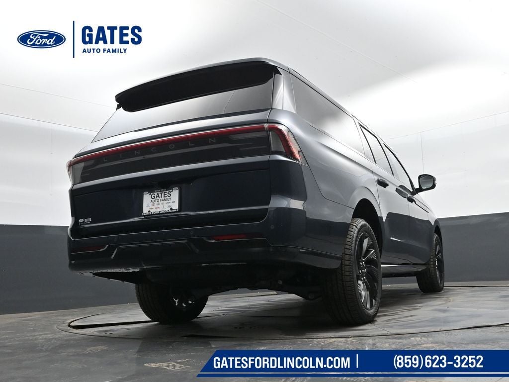 2026 Lincoln Navigator L Reserve