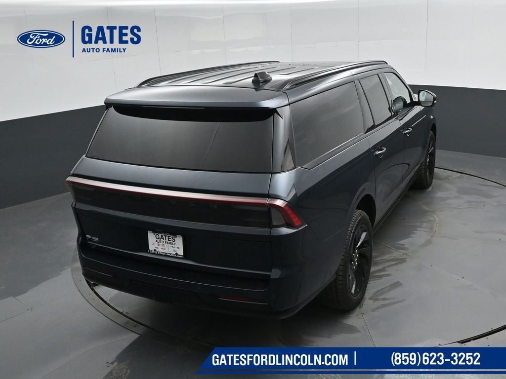 2026 Lincoln Navigator L Reserve