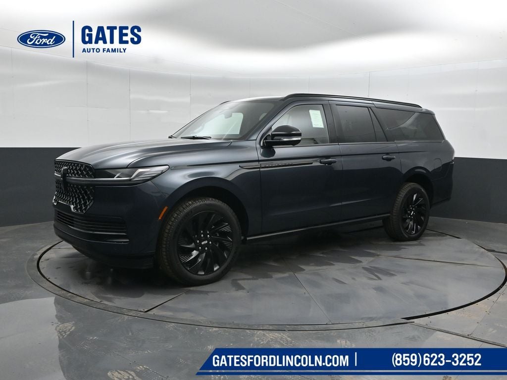 2026 Lincoln Navigator L Reserve