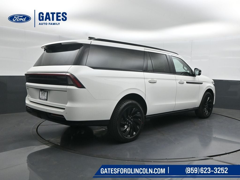 2026 Lincoln Navigator L Reserve