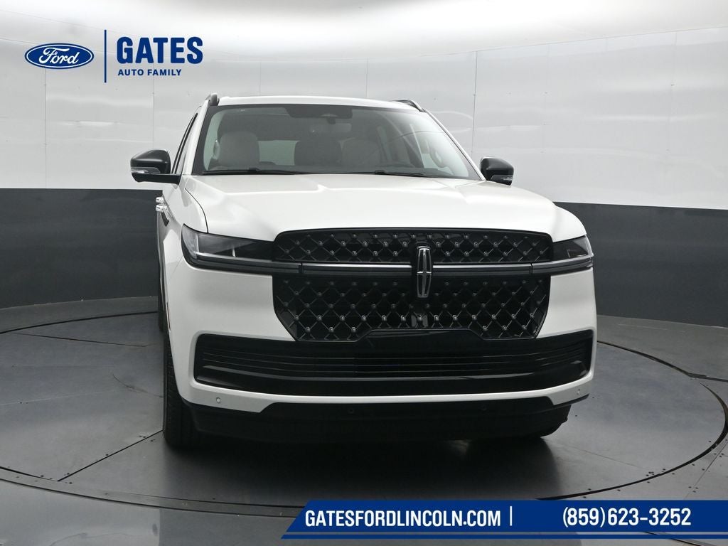 2026 Lincoln Navigator L Reserve