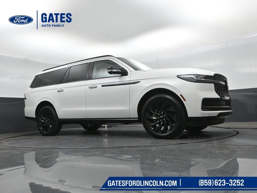 2026 Lincoln Navigator L Reserve