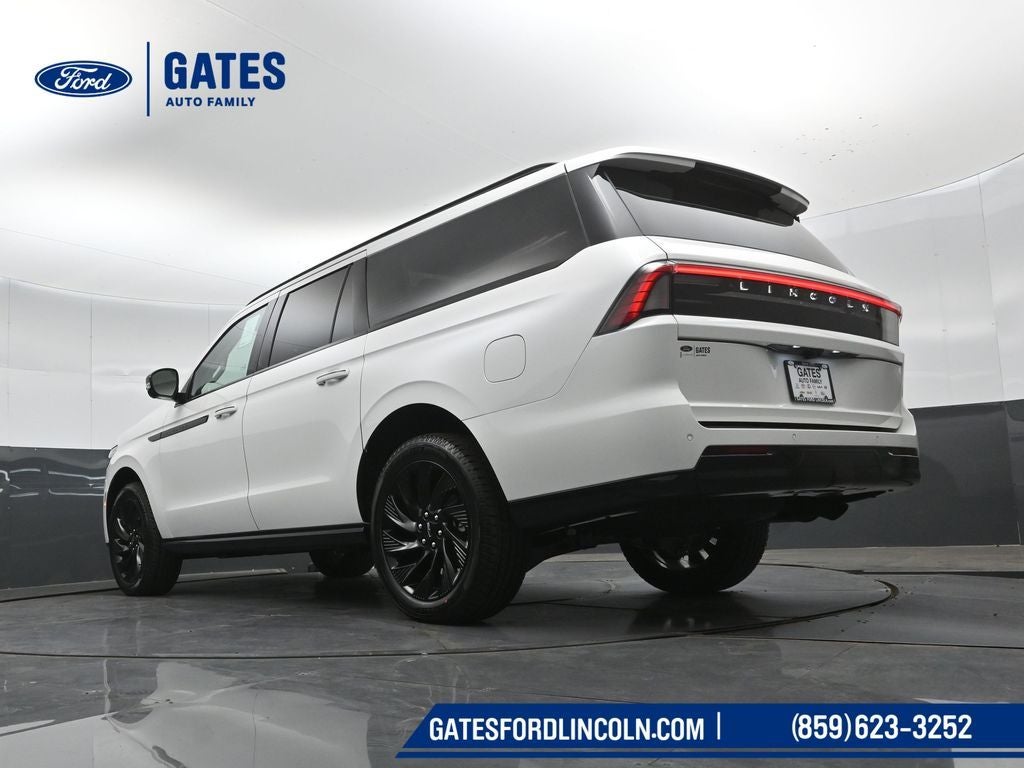 2026 Lincoln Navigator L Reserve