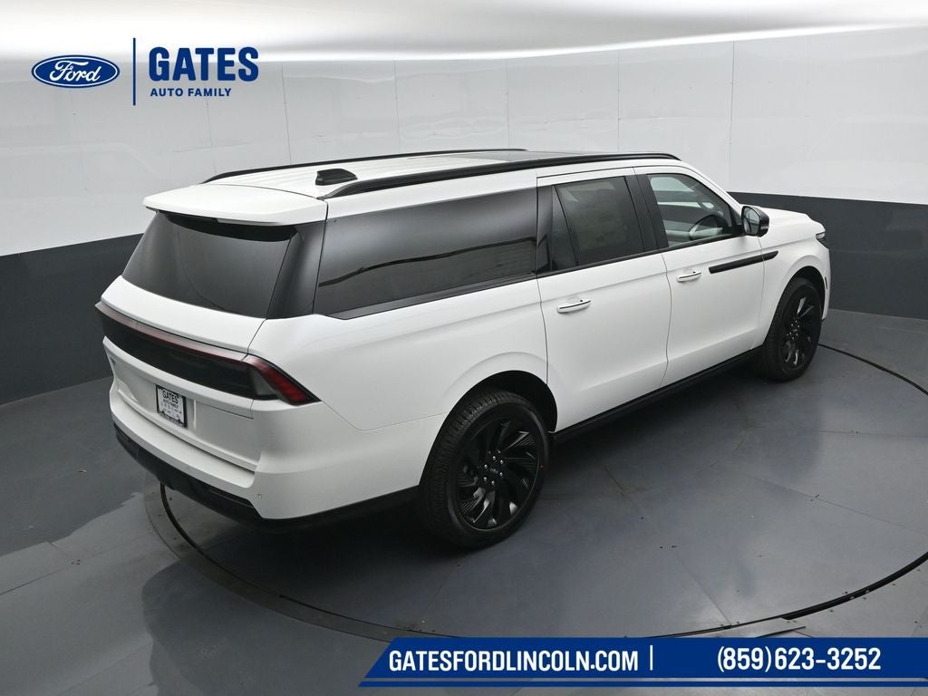 2026 Lincoln Navigator L Reserve