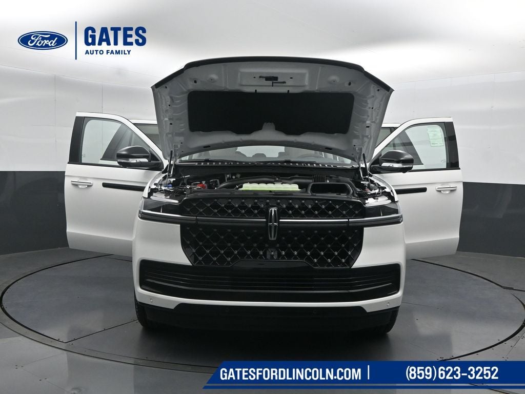 2026 Lincoln Navigator L Reserve