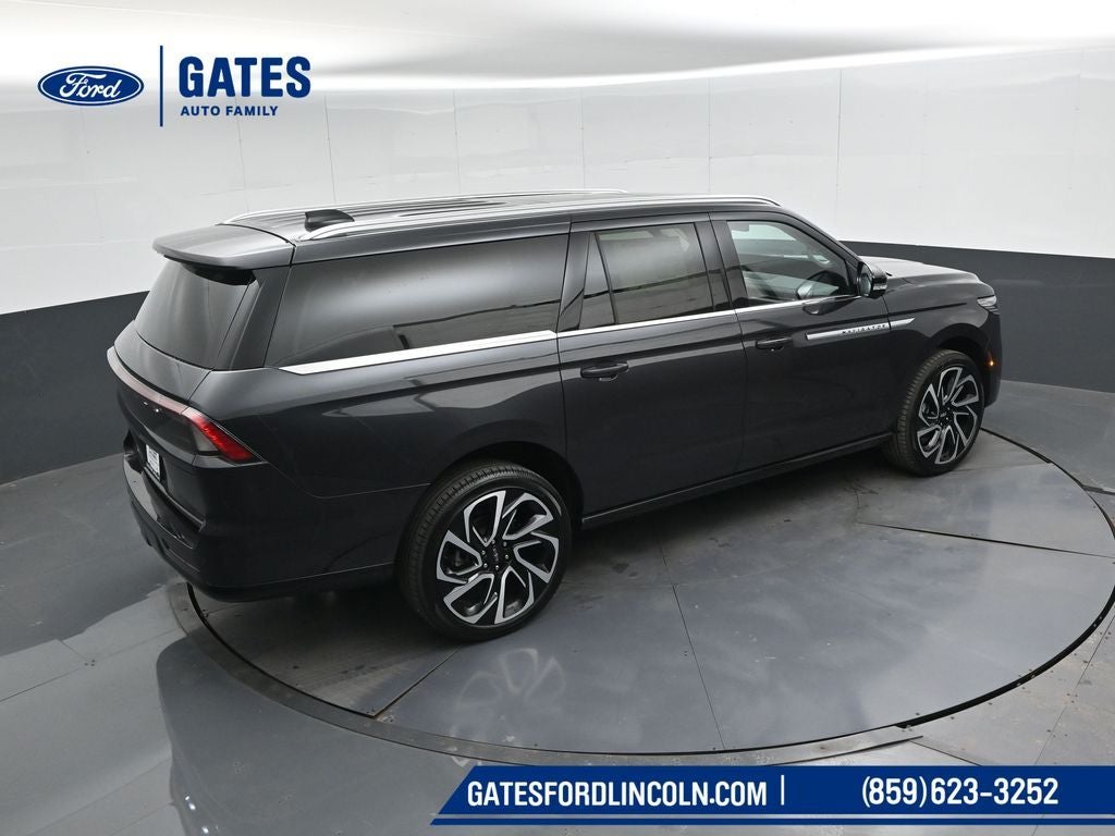 2026 Lincoln Navigator L Reserve