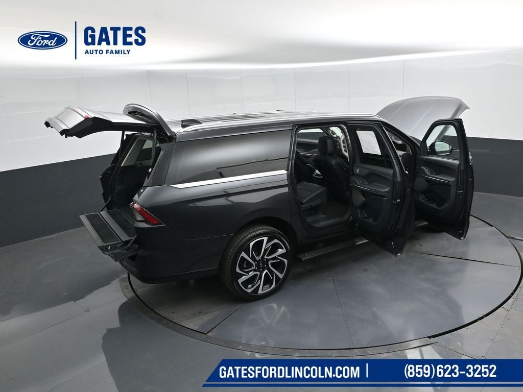 2026 Lincoln Navigator L Reserve