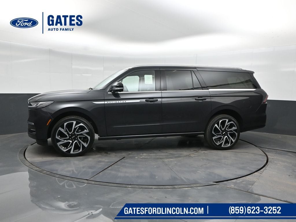 2026 Lincoln Navigator L Reserve