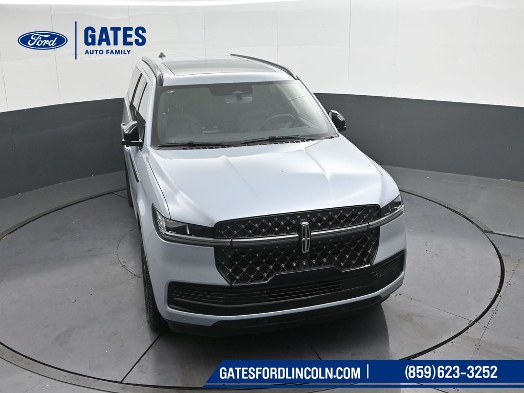 2025 Lincoln Navigator L Reserve