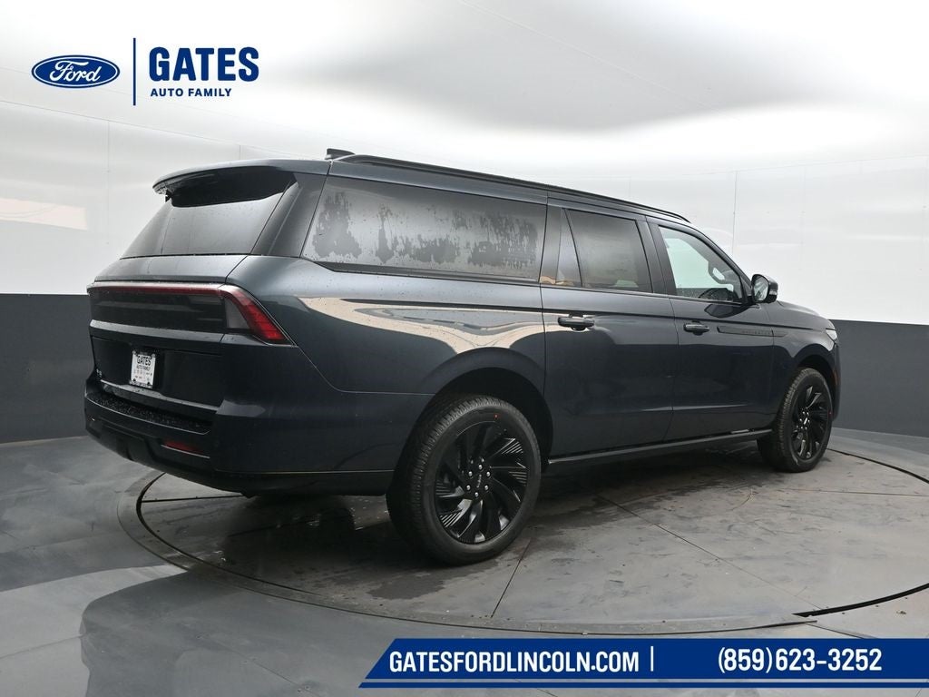 2026 Lincoln Navigator L Reserve