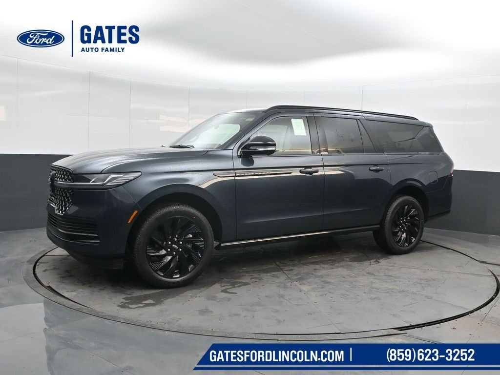 2026 Lincoln Navigator L Reserve