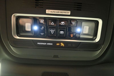 2027 Lincoln Navigator L Reserve