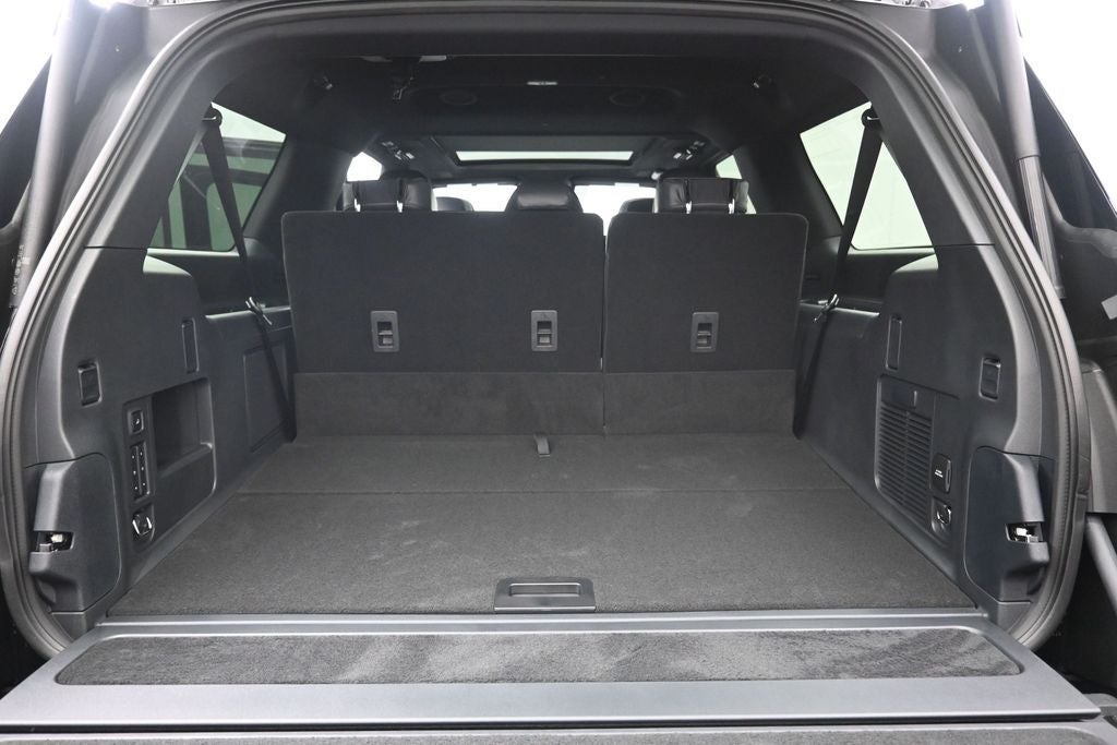 2027 Lincoln Navigator L Reserve