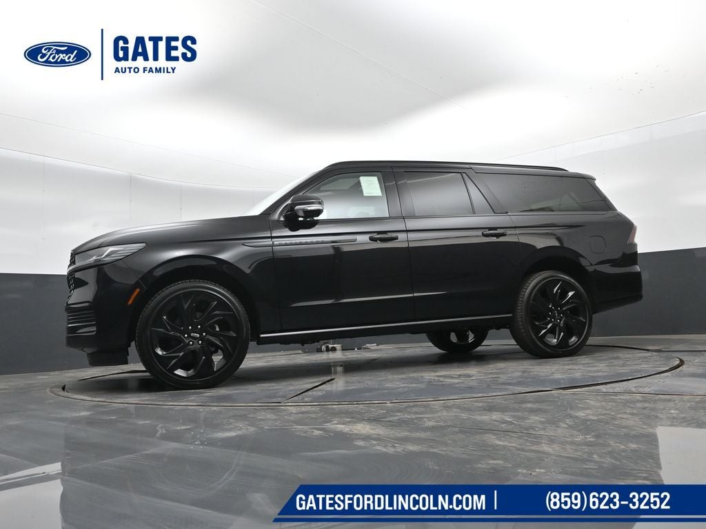 2027 Lincoln Navigator L Reserve