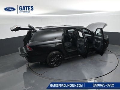 2027 Lincoln Navigator L Reserve