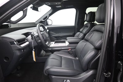 2027 Lincoln Navigator L Reserve