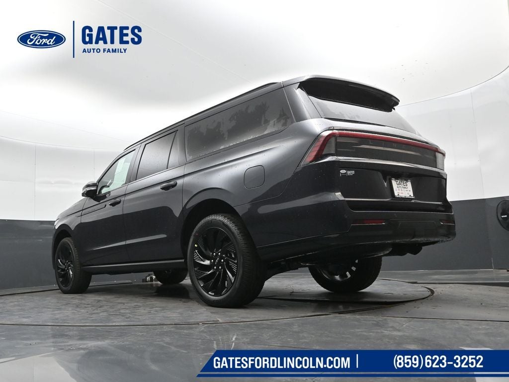 2026 Lincoln Navigator L Reserve