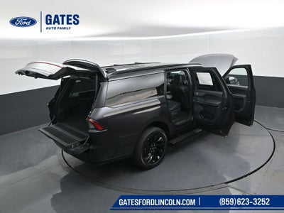 2026 Lincoln Navigator L Reserve