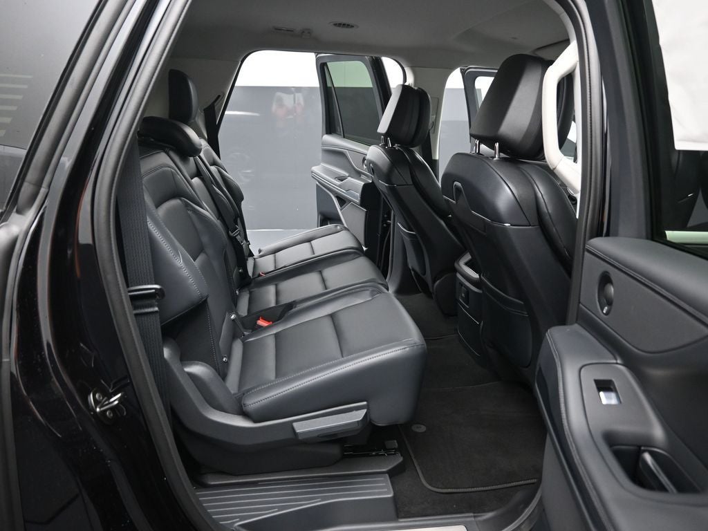 2026 Lincoln Navigator L Premiere