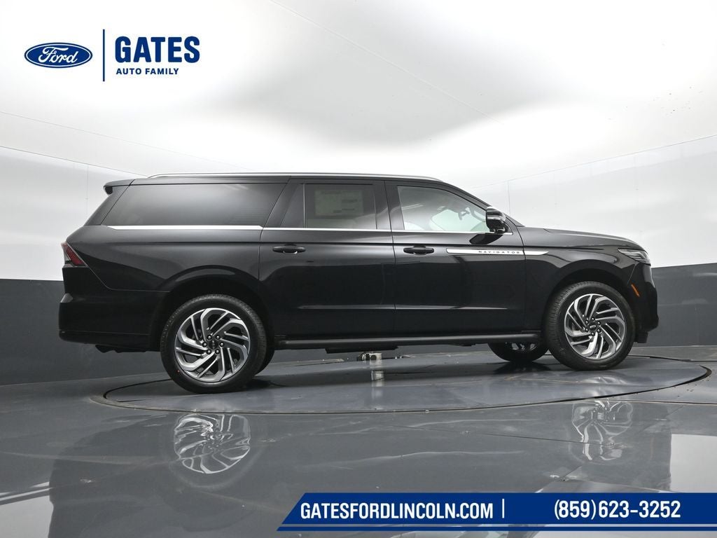 2026 Lincoln Navigator L Premiere