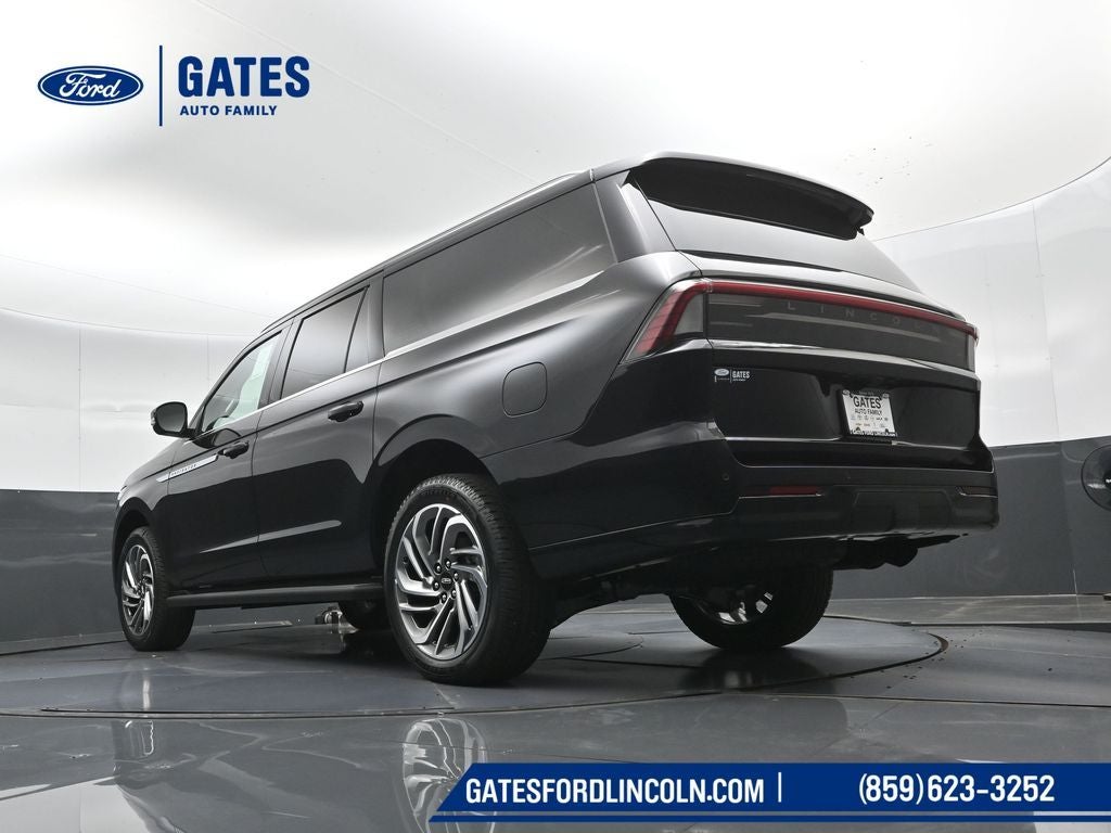 2026 Lincoln Navigator L Premiere