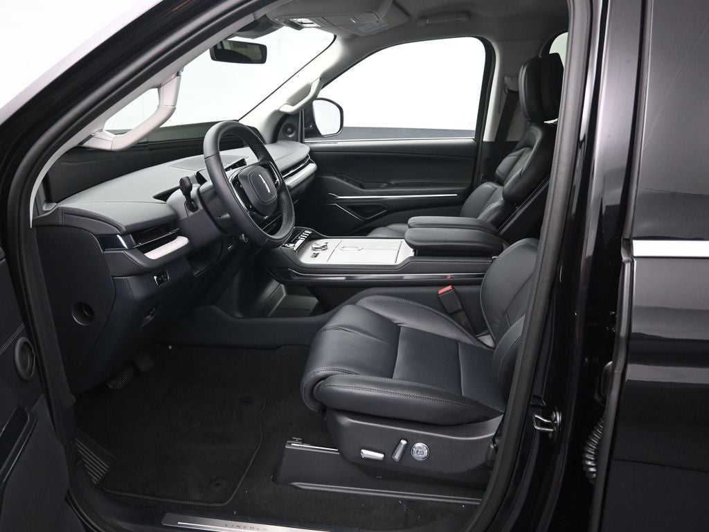 2026 Lincoln Navigator L Premiere