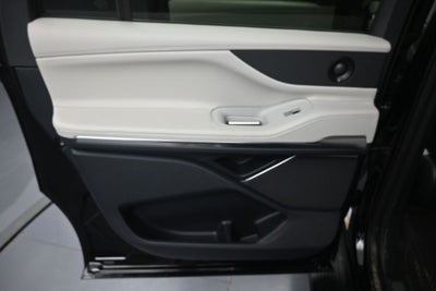 2026 Lincoln Navigator L Premiere