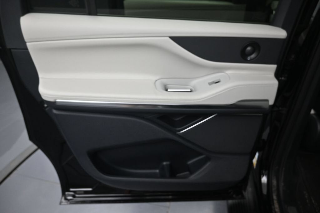 2026 Lincoln Navigator L Premiere