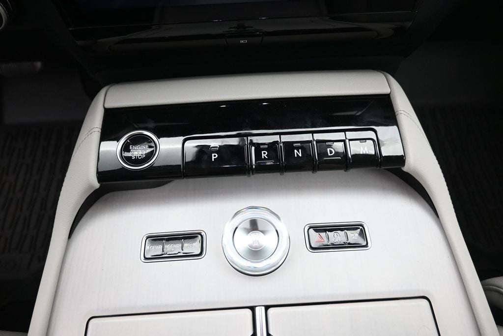 2026 Lincoln Navigator L Premiere