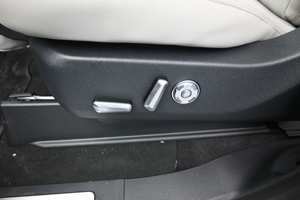 2026 Lincoln Navigator L Premiere
