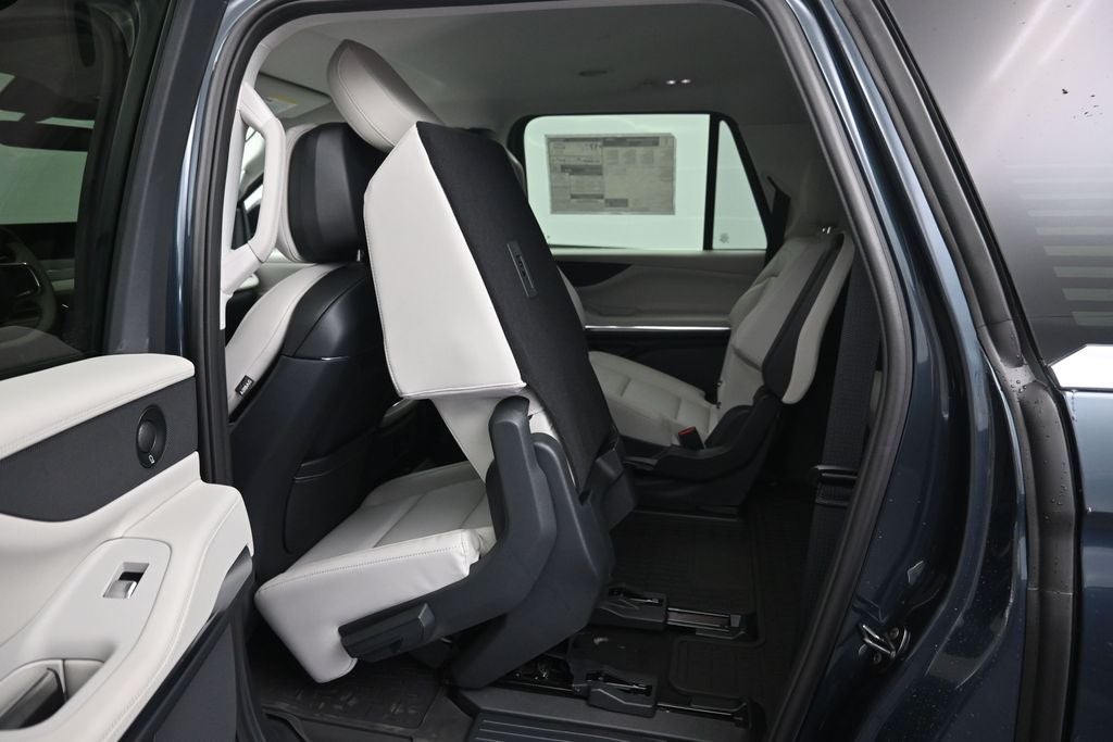 2026 Lincoln Navigator L Premiere