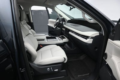 2026 Lincoln Navigator L Premiere