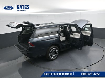 2026 Lincoln Navigator L Premiere