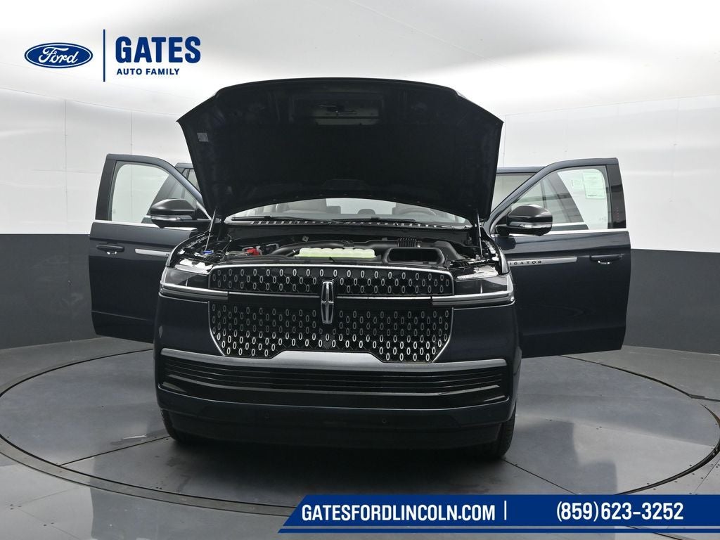 2026 Lincoln Navigator L Premiere