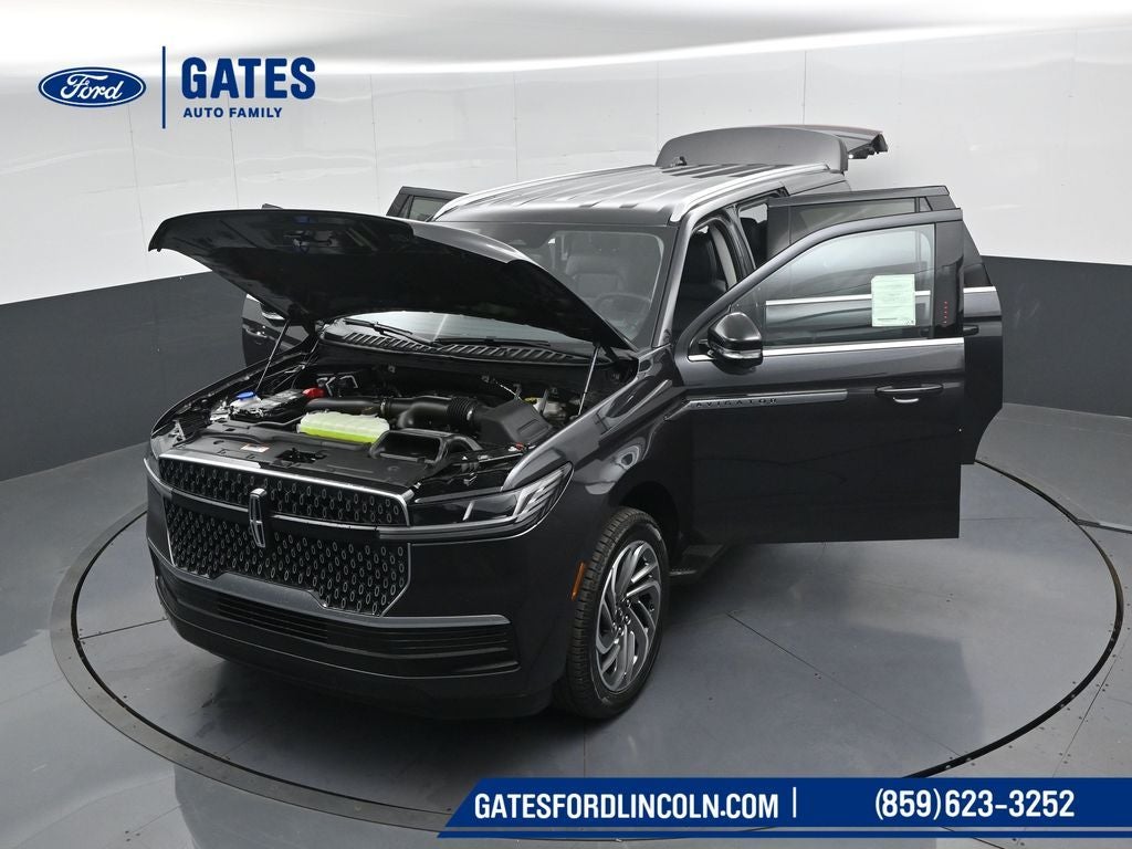 2026 Lincoln Navigator L Premiere